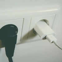 Зарядно Dockon Desk GaN 100W